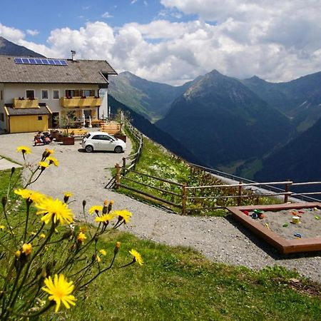 Enzianhuette Berggasthaus San Leonardo in Passiria Exterior foto